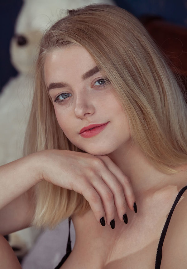 Фаина, 25 лет, 4 размер груди